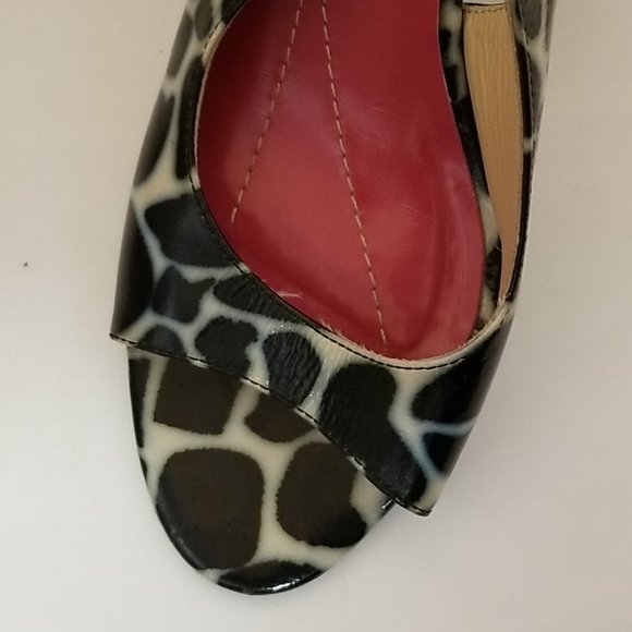 Kate Spade shoes - Picture 2 of 8